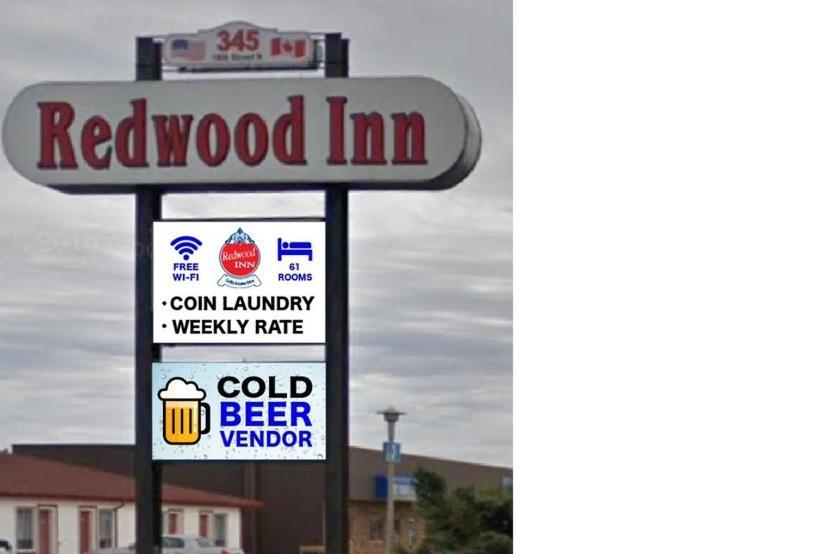 Redwood Motor Inn Brandon Exteriör bild